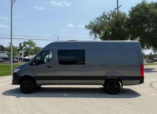 2019 Mercedes-Benz Sprinter 2500 HIGH ROOF W/170 WB