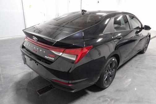 2023 Hyundai ELANTRA HEV Blue