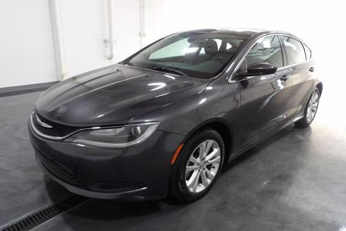 2017 Chrysler 200 LX