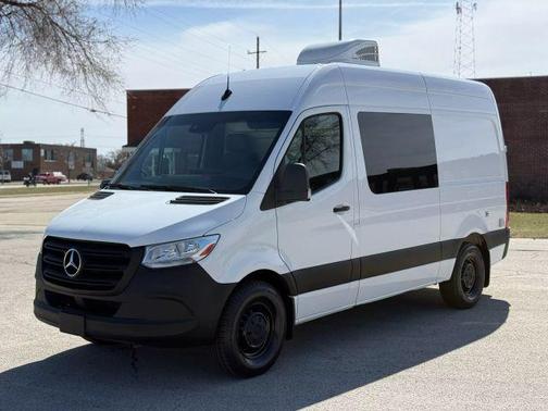 2021 Mercedes-Benz Sprinter 2500 ROOF W/144 WB