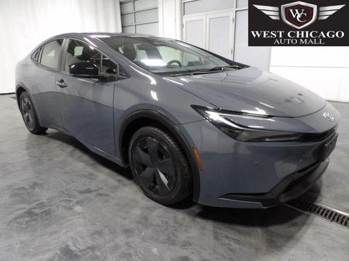 2025 Toyota Prius LE