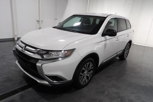2016 Mitsubishi Outlander ES