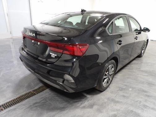 Black 2024 Kia Forte LXS