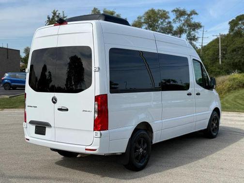 2021 Mercedes-Benz Sprinter 2500 144 WB Standard Roof Passenger