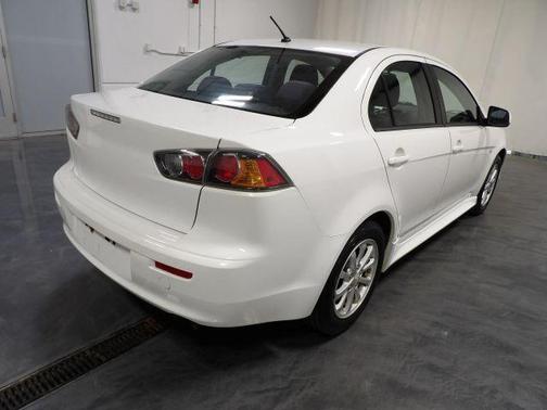 White 2013 Mitsubishi Lancer ES
