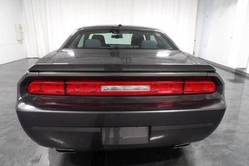 2013 Dodge Challenger SXT