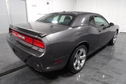 2013 Dodge Challenger SXT
