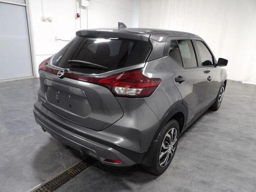 2021 Nissan Kicks S