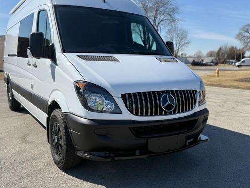 2011 Mercedes-Benz Sprinter HIGH ROOF W/170 WB