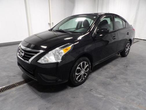 2019 Nissan Versa 1.6 S+