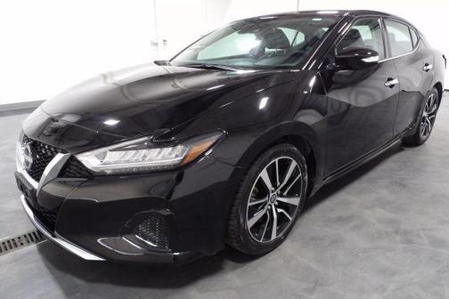 2023 Nissan Maxima SV