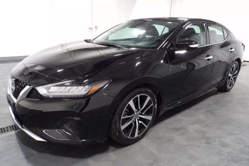 2023 Nissan Maxima SV