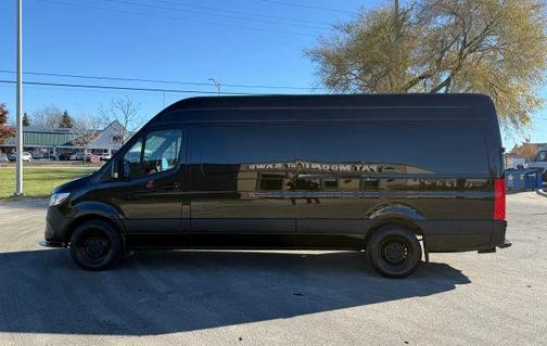 2023 Mercedes-Benz Sprinter 2500 HIGH ROOF W/170 WB