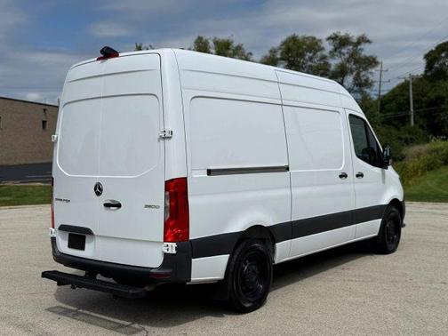 2023 Mercedes-Benz Sprinter 2500 ROOF W/144 WB