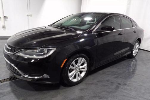 2017 Chrysler 200 Limited