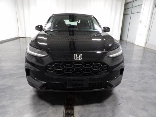 Black 2025 Honda HR-V LX