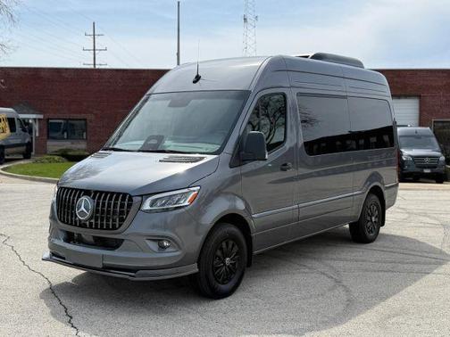 2025 Mercedes-Benz Sprinter 2500 144 WB Standard Roof Passenger