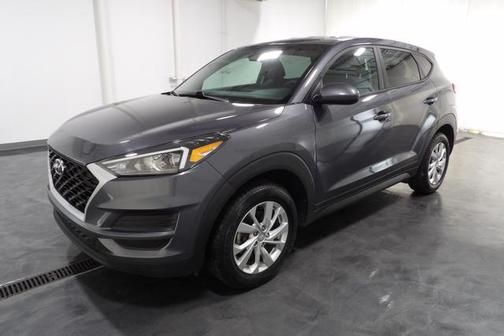 2021 Hyundai TUCSON SE