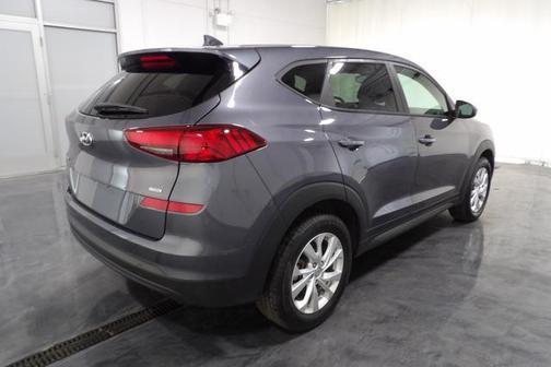 2021 Hyundai TUCSON SE