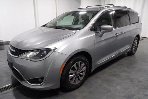 2020 Chrysler Pacifica Touring-L Plus