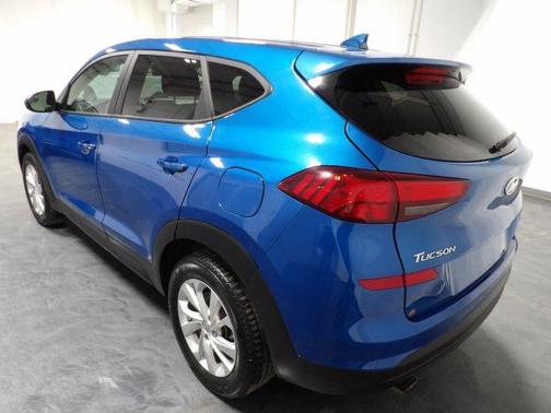2021 Hyundai TUCSON SE