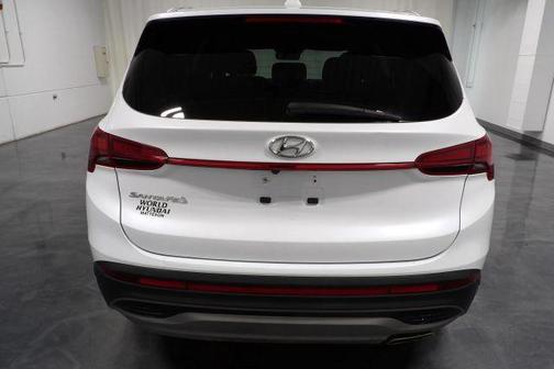 2022 Hyundai SANTA FE SE