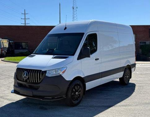 White 2025 Mercedes-Benz Sprinter 2500 ROOF W/144 WB