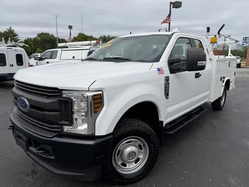 Oxford White 2019 Ford F-350 SUPER DUTY