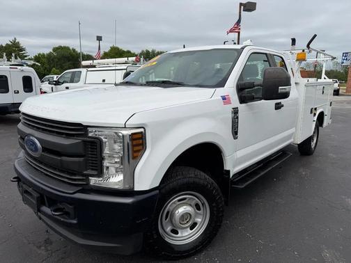 Oxford White 2019 Ford F-350 SUPER DUTY