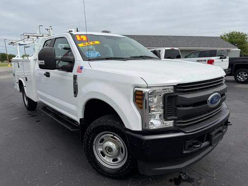 Oxford White 2019 Ford F-350 SUPER DUTY