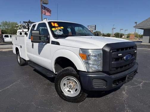 Oxford White 2016 Ford F-250 XL