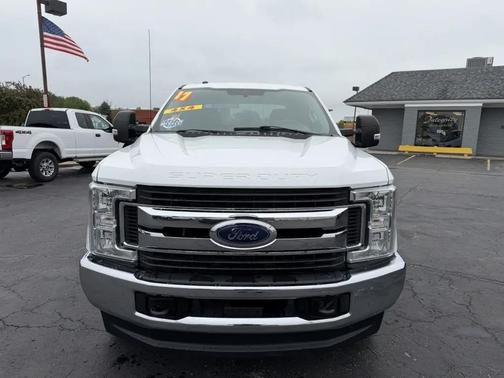 Oxford White 2017 Ford F-350 SUPER DUTY