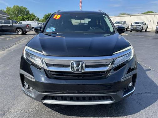 2019 Honda Pilot Touring 8-Passenger