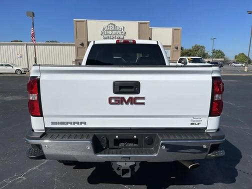 WHITE 2017 GMC Sierra 2500 SLT
