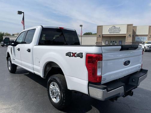 2017 Ford F-350 XLT
