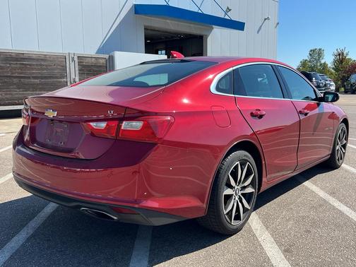 2016 Chevrolet Malibu 2LT