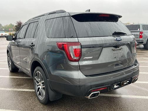 2017 Ford Explorer sport