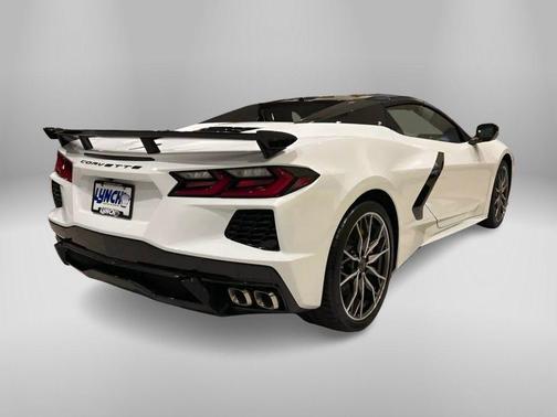 2025 Chevrolet Corvette Stingray w/2LT