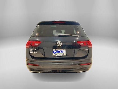 2021 Volkswagen Tiguan 2.0T SE R-Line Black