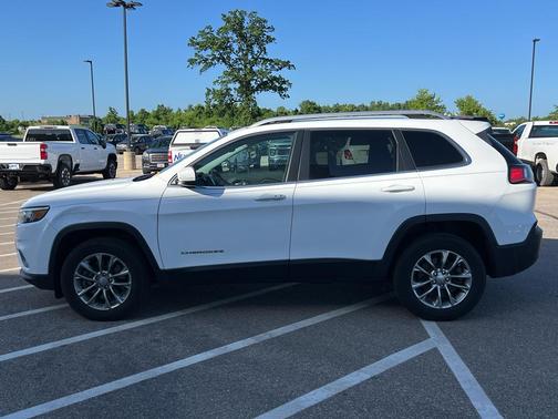 2019 Jeep Cherokee Latitude Plus