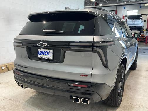 2025 Chevrolet Traverse RS
