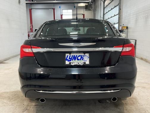 2012 Chrysler 200 Limited
