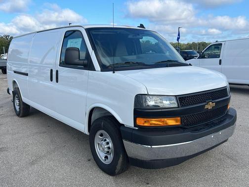 2025 Chevrolet Express 2500 Work Van