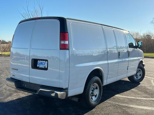 2018 Chevrolet Express 2500 Work Van