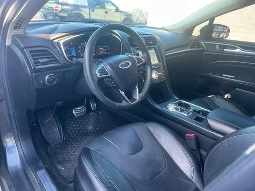 2017 Ford Fusion Titanium