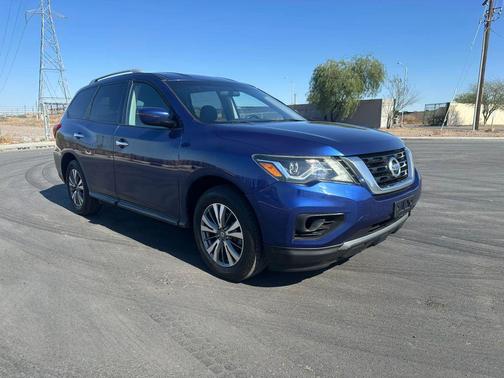 2020 Nissan Pathfinder S 4WD