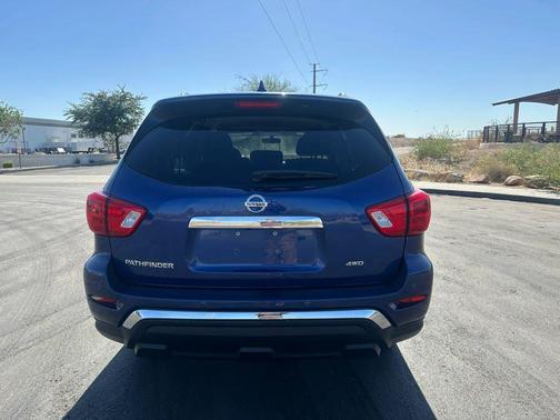 2020 Nissan Pathfinder S 4WD