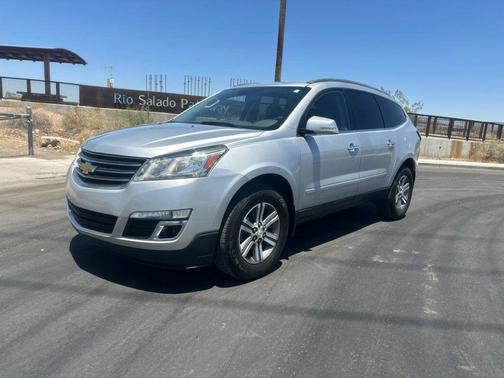 2017 Chevrolet Traverse 2LT