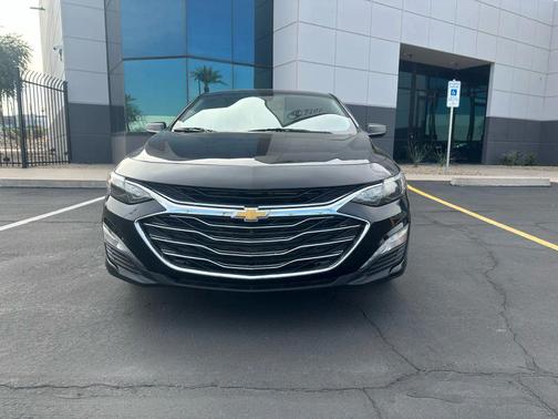 Mosaic Black Metallic 2020 Chevrolet Malibu FWD LT