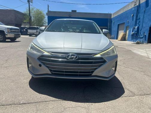 Stellar Silver 2020 Hyundai ELANTRA Limited